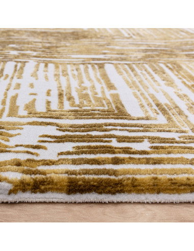 Tappeto Kuza Portrait Gold: design moderno elegante con motivo geometrico e finitura lucida, perfetto per ambienti raffinati e