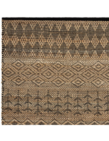 Handwoven natural fibre rug with durable jute blend, featuring a geometric Berber pattern for timeless style and cozy comfort i