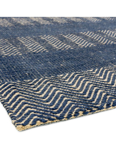 Tappeto Ives Navy Blue in juta e ciniglia, design geometrico e naturale, perfetto per soggiorni moderni e uno stile eco-sosteni