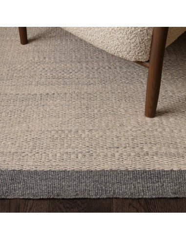 Tappeto Lima Grey in lana naturale, design elegante e sostenibile, perfetto per un soggiorno moderno con tappeti naturali desig