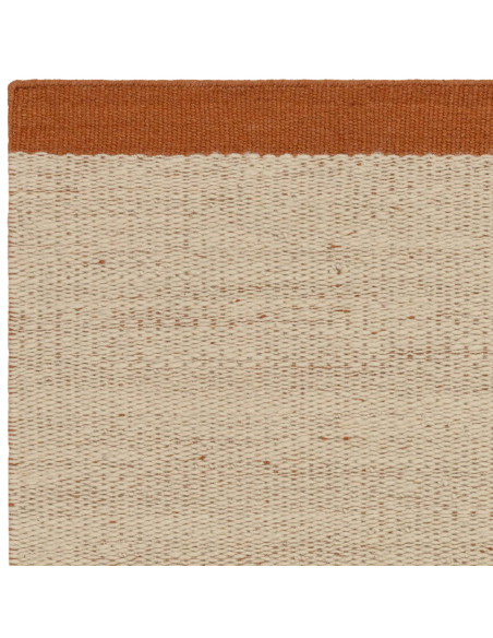 Tappeto Lima Rust in lana naturale: eleganza e comfort per il soggiorno con stile moderno e materiali naturali di alta qualità.