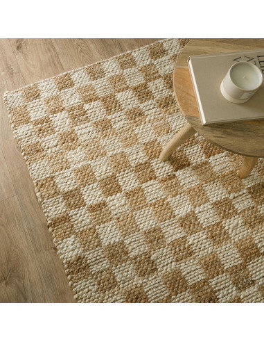Tappeto in juta naturale con motivo geometrico, design elegante e resistente, perfetto per il soggiorno. Disponibile in varie m