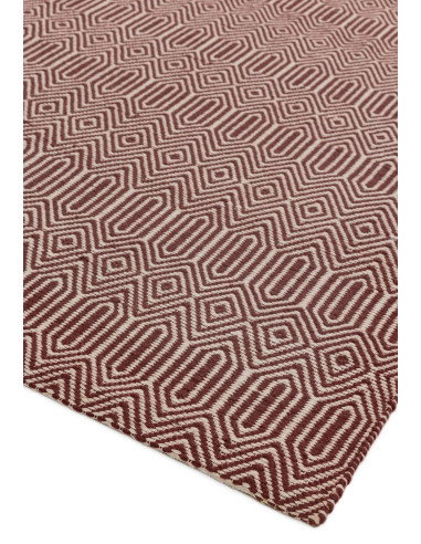 Tappeto Sloan Marsala in lana e cotone, design geometrico e fibre naturali, perfetto per un soggiorno elegante e accogliente.