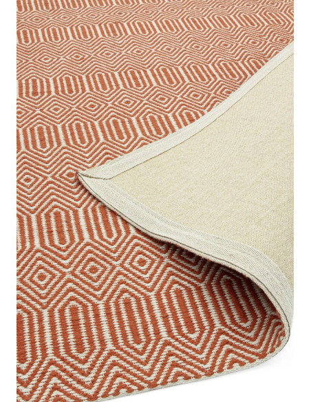 Add warmth and style with the Sloan Orange natural fibre rug, featuring a vibrant geometric design and durable wool-cotton blen