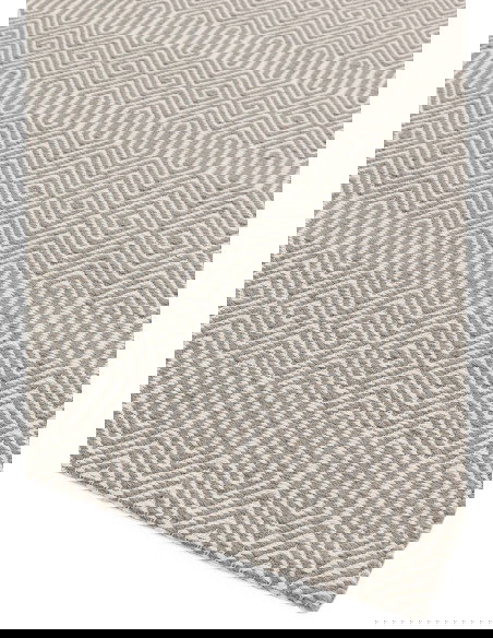 Elevate your space with the Sloan Silver natural fibre rug, featuring a subtle geometric design and durable wool-cotton blend f