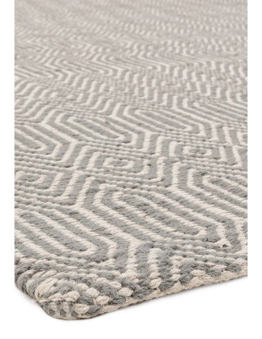 Elevate your space with the Sloan Silver natural fibre rug, featuring a subtle geometric design and durable wool-cotton blend f