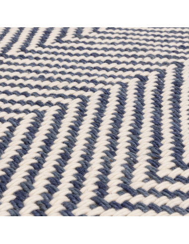 Elevate your space with the Vigo Navy natural fibre rug, featuring durable jute blend and a stylish geometric design for lastin