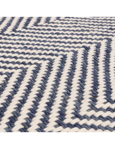 Elevate your space with the Vigo Navy natural fibre rug, featuring durable jute blend and a stylish geometric design for lastin