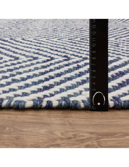 Elevate your space with the Vigo Navy natural fibre rug, featuring durable jute blend and a stylish geometric design for lastin
