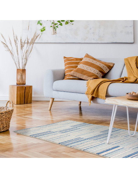 Tappeto Muse Blue Stripe MU05: design moderno e colori vivaci per un soggiorno elegante e contemporaneo. Perfetto tra i tappeti