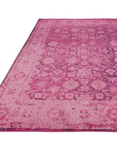 Tappeto Muse Heritage Pink MU28: design geometrico e colore vibrante per un soggiorno moderno e accogliente. Perfetto tra i tap