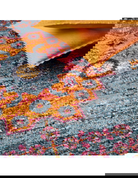 Tappeto Muse Medalion Bright MU29: design moderno e colori vivaci, perfetto per tappeti moderni soggiorno e salotti contemporan