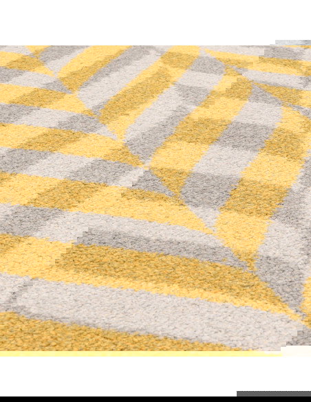 Tappeto Muse Yellow Chevron MU08: design geometrico e colori caldi per un soggiorno moderno e accogliente. Perfetto tra i tappe