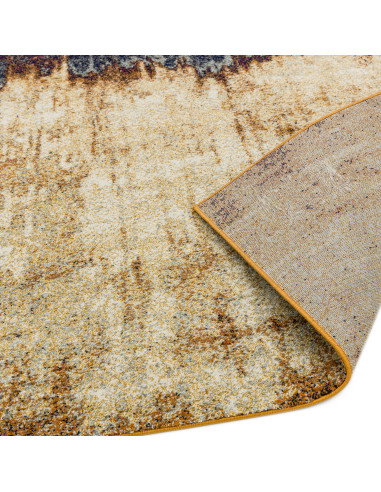 Tappeto moderno con design astratto e colori caldi, ideale per soggiorno. Resistente, facile da pulire e perfetto per ambienti